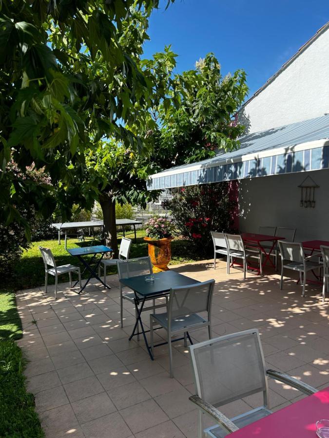Kyriad Montpellier Aeroport - Parc Expo 모기오 외부 사진